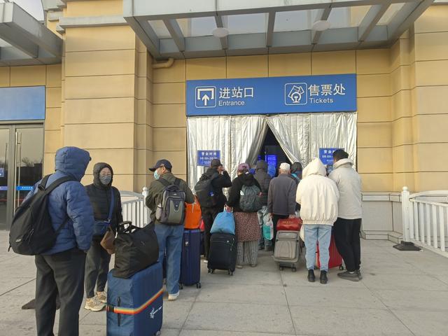 开启13天南国之旅！城阳站开出今年第19趟旅游专列