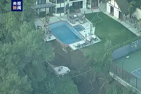 美国洛杉矶一居民区发生山体滑坡 部分居民撤离图片