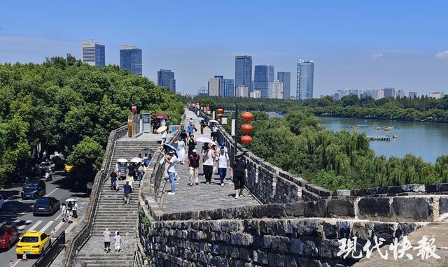 读城︱650岁南京城墙“最美1400米”修缮完成，城墙北线恢复全线开放