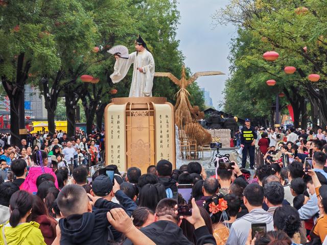 跟着唐诗看演出 感受千年古都浓浓的盛世风华