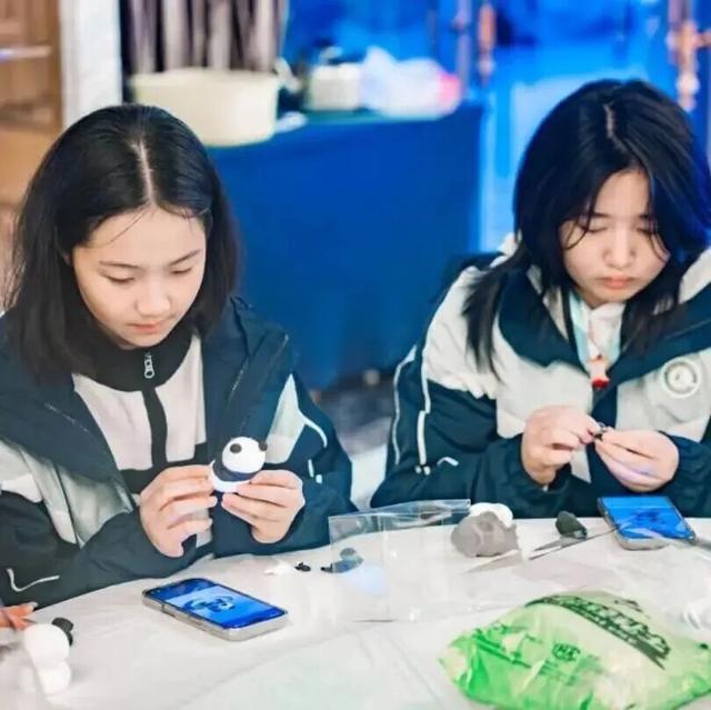 【2026成都冬令营】雪韵蓉趣，嗨玩蜀冬：解锁巴适成都生活！