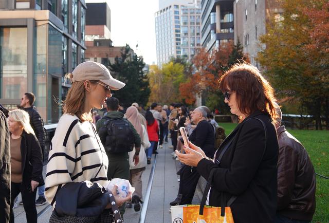 纽约高线公园：废弃铁路成为观光热点