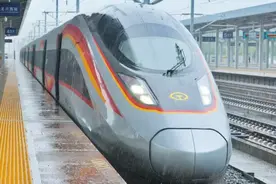 受强降雨影响，深湛广茂等线路部分列车晚点或停运图片
