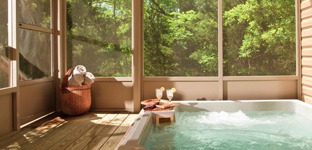 泡对养生、泡错伤身 泡温泉的正确方式你知道吗？