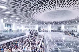 千万客流见证！深圳地铁“编织”城市活力新图景图片