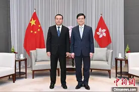香港特首与珠海市委书记会面 进一步探讨两地合作图片
