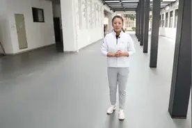 追光丨主打一个不会摔倒的冬奥冠军，教你出行防摔图片