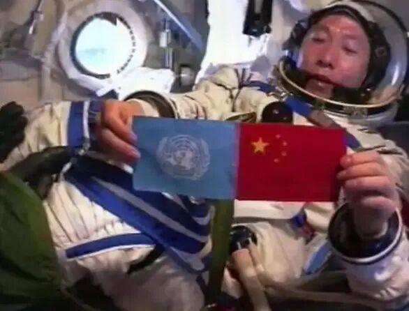 杨利伟在人民日报撰文