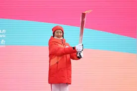 在“尔滨”｜看亚冬之城燃动冰雪激情图片