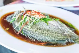 过年买鱼买肉，这4种白送也不要！甲醛、重金属超标，还会致癌图片