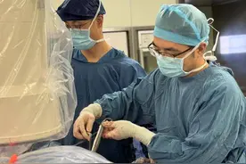没外伤，关节怎么“撞”起来了？提醒：腹股沟疼痛，当心髋关节撞击综合征图片