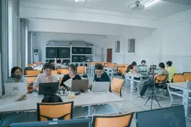 角色扮演，这个比赛太真实！2023年湖南省大学生企业模拟经营竞赛举行图片