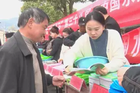 丹寨县：开展“世界水日”“中国水周”宣传活动 共筑生态文明新风尚图片