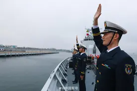 欢迎回家！海军第46批护航编队凯旋图片