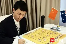 江苏15岁小将勇夺亚洲冠军  成为历史上最年轻的象棋特级大师图片