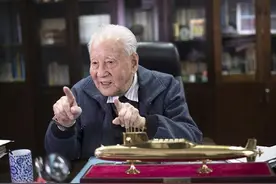 “深潜”三十载 旭日耀中华图片