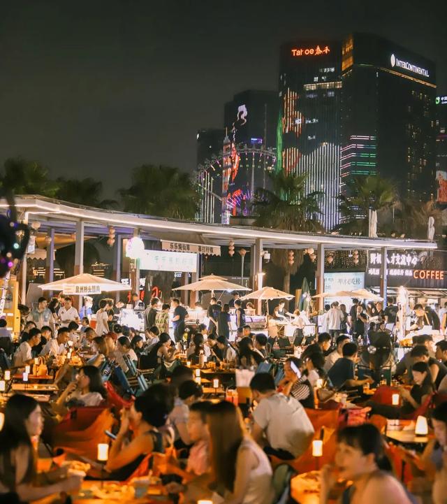 丰泽的夜，藏着江风与烟火的私语……