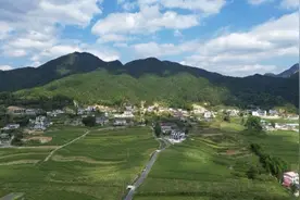 千里跃进大别山｜岳西马畈村：闲置农房“活”起来 民宿产业“火起来”图片