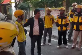 残疾外卖小哥入职首日得到站长暖心照顾 当事人：不要捐款 愿意自己赚钱自食其力图片