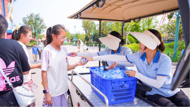 郑州海昌海洋公园暑期迎百万客流，豫泰文旅融合燃动中原