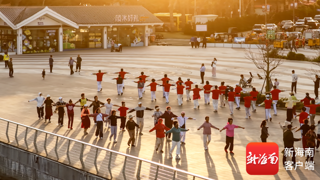 落日、渔火、海鲜宴！陵水新村渔港绝美浪漫海景引客来