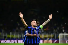 93分钟绝平加时绝杀！国际米兰4:3力克巴塞罗那，时隔两年重返欧冠决赛图片