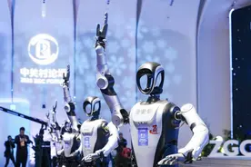 人形机器人加速进化|新华深读图片