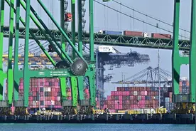 重振美国造船业？用保护主义固守一隅不是解决之道，在竞争中劈波斩浪才能行稳致远图片