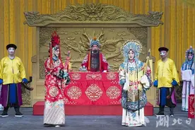纪念梅兰芳梅葆玖活动如火如荼 经典京剧《红鬃烈马》在汉上演图片