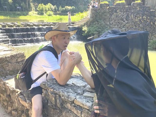 国庆爆火！福建侠天下刷屏，游客直呼：“这哪是景区？分明是武侠梦照进现实！