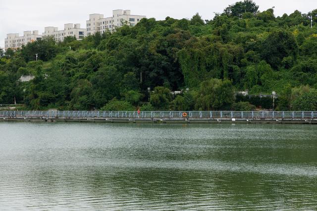 安顺：“海绵” 公园串起生态美景 成市民休闲好去处