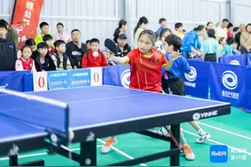 2025乐东“童乐杯”篮球、乒乓球公开赛揭幕图片