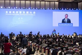 广东“新春第一会”｜华为公司董事长梁华：把握电动化、智能化发展趋势，引领汽车产业创新发展图片