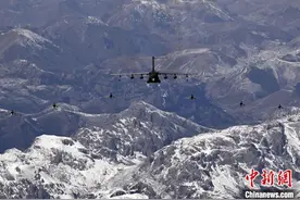 中方参加中埃“文明之鹰-2025”空军联合训练部队顺利归建图片