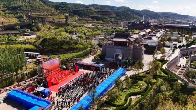 文化盛宴点燃金秋环州——环县喜迎国庆恭贺中秋系列文化助力农文旅“丰产”