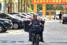 快递小哥谢坤洲：平凡岗位上的暖心力量图片