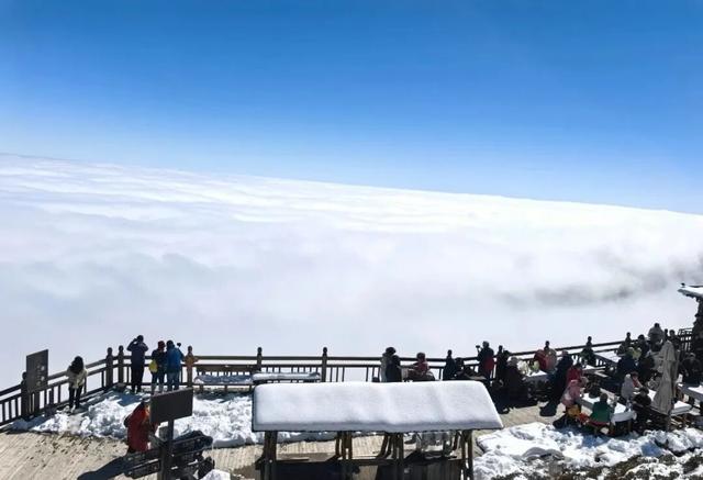 太白山山顶阳光正好，只等你来晒