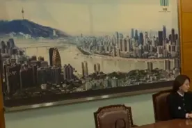 韩剧用重庆照片冒充首尔，有人想起重庆和首尔确实有段故事图片