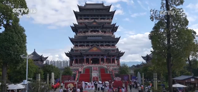 七夕仪式感满满！各地迎来结婚登记小高峰 特色登记点成为浪漫打卡地
