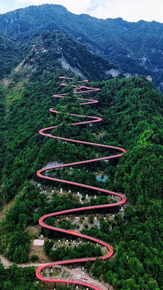 康县青龙山云道斩获法国设计金奖