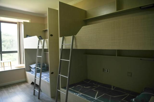 拒绝35岁中年人的青旅，00后也不住了