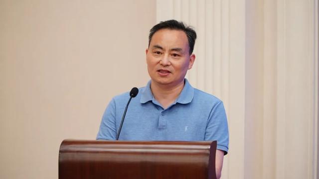 《万物生辉》系列新书发布暨分享对谈活动顺利举行