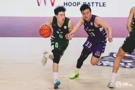 【篮球】击败“14冠王”清华附中，省实男篮夺“耐高”首冠图片