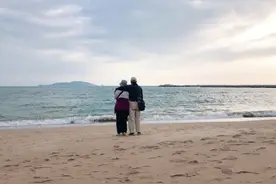 新银发群体最愿意花钱买什么？图片