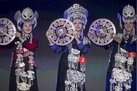 彝韵风华！小凉山火把节选美大赛“男神”“女神”出炉图片