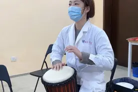 这家医院开出“音乐处方”，上海十院艺术治疗门诊为心灵减压图片