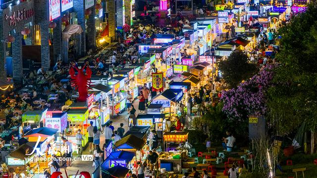 广西梧州：夜市人气旺