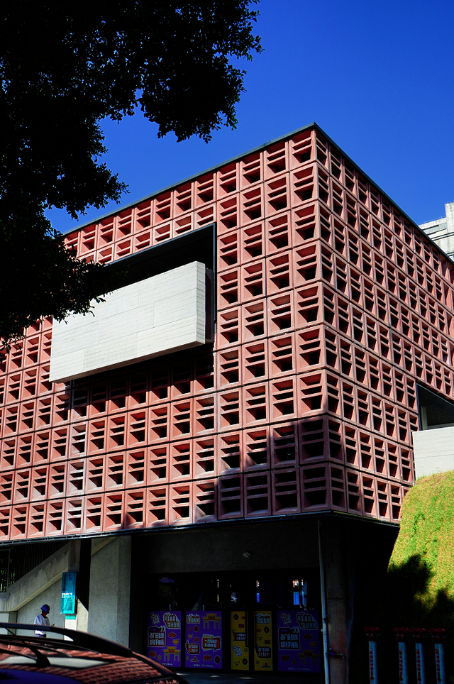 在旧仓库上“造云”！大沥新地标，免费逛→