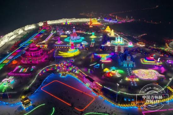 文化中国行丨吉林省音乐厅及周边冰雪游玩攻略