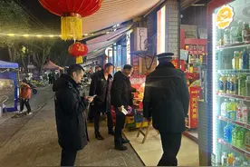 市民举报有奖！四川德阳严打非法烟花爆竹销售图片